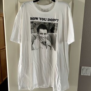 FRIENDS t shirt